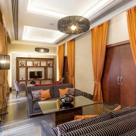 Center Hotel 4*
