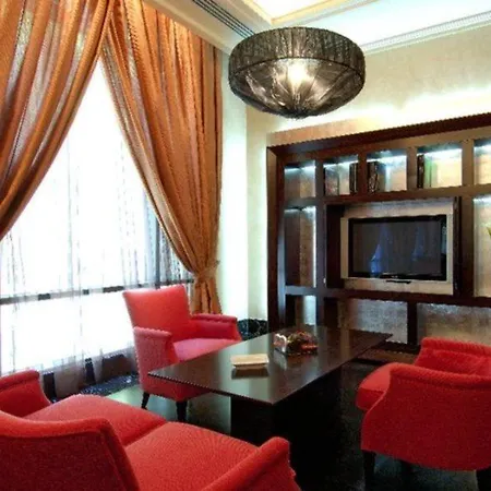 Center Hotel