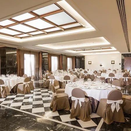Center 4* Barcellona