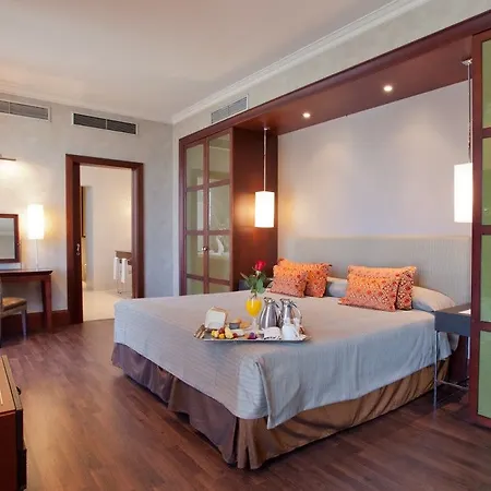 Hotel Center