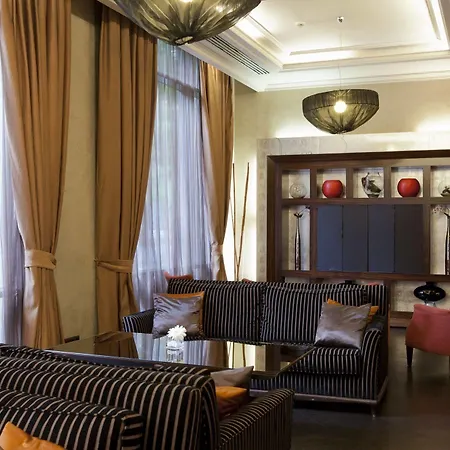 Center 4* Barcelona