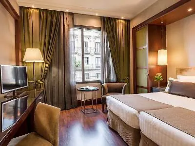 Center Hotel